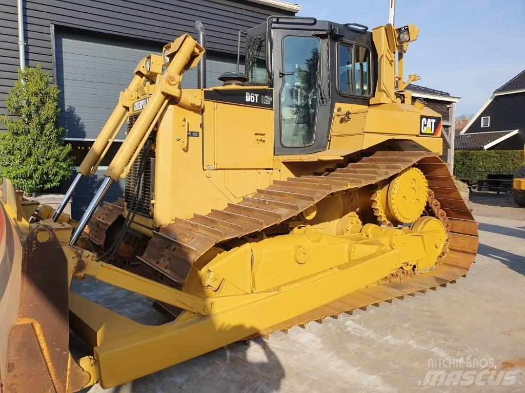 CAT D 6 T LGP ブルドーザー