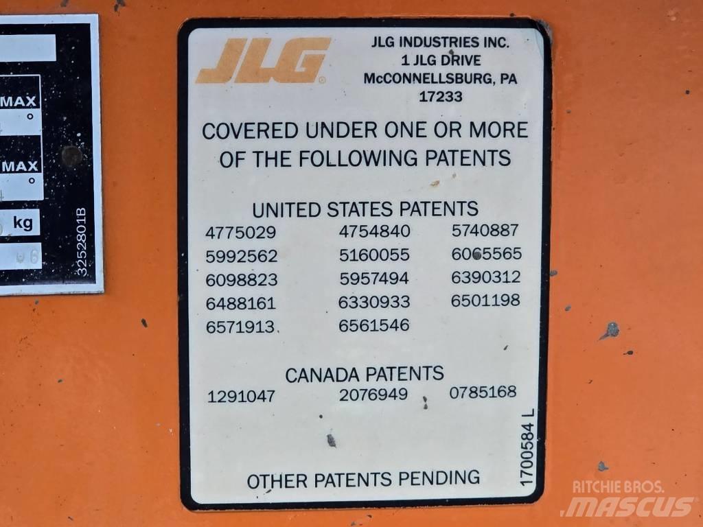 JLG 450 AJ II ブームリフト　屈伸型
