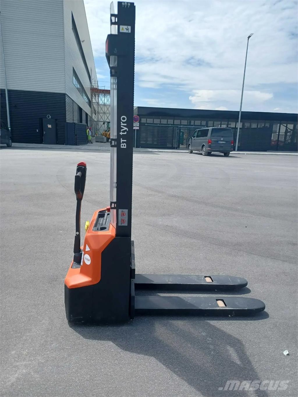 Toyota BT SHE100 その他リフトとプラットフォーム