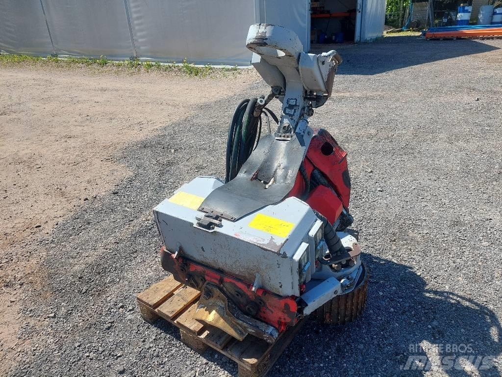 Log Max 4000 B ハーベスター