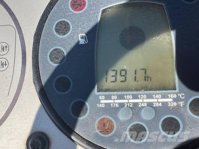 Bomag BW 100 AD-5 タンデムローラ