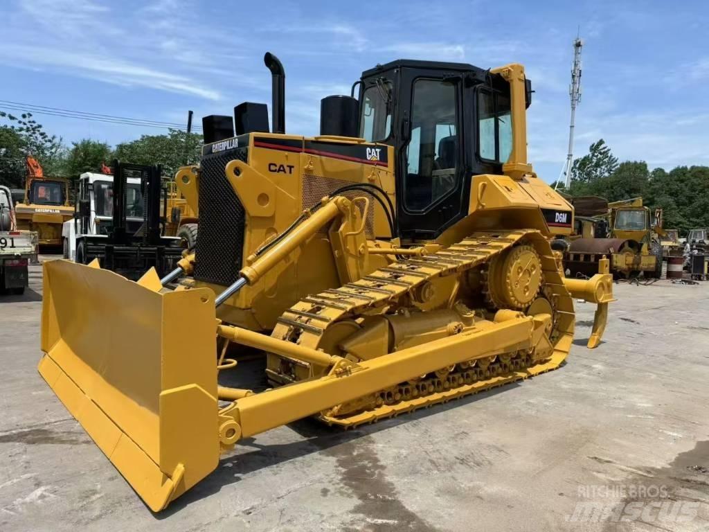 CAT D 6 M ブルドーザー