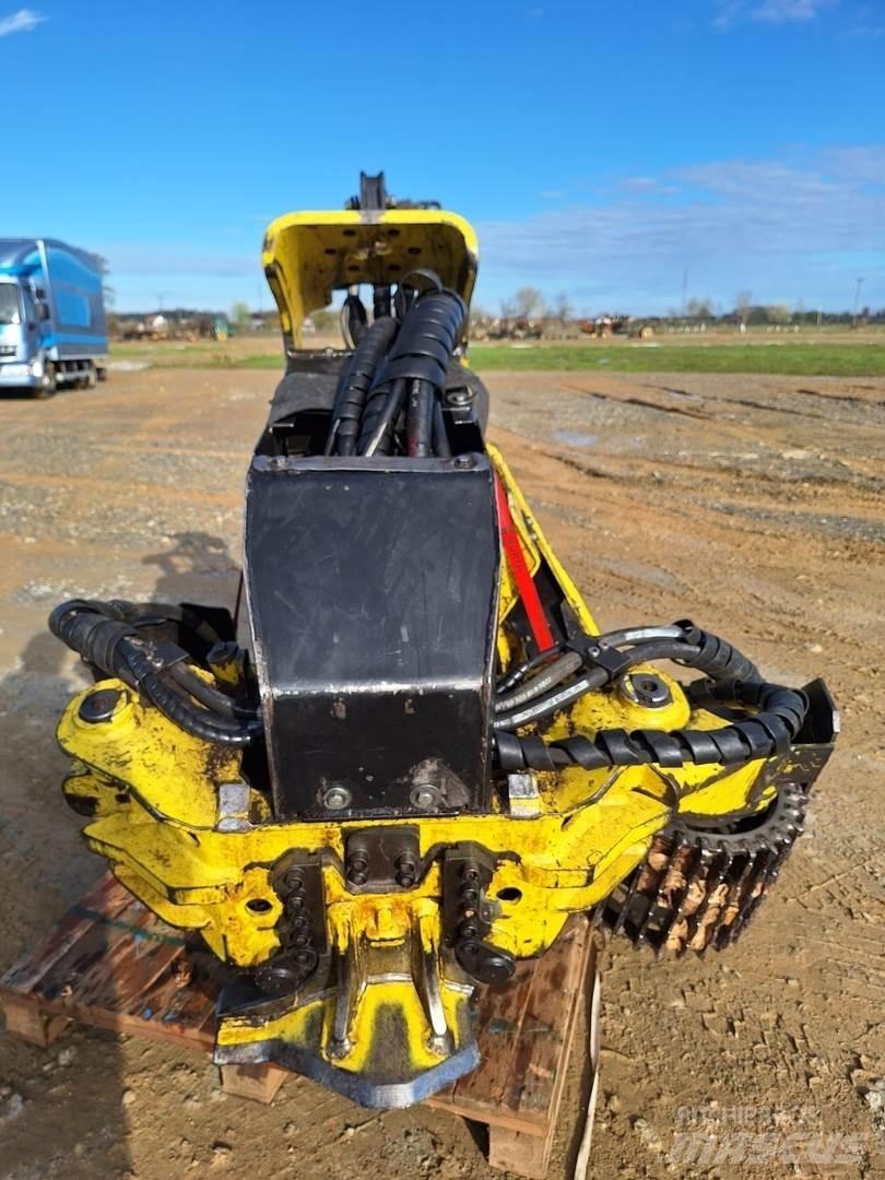 John Deere H270 ハーベスタヘッド