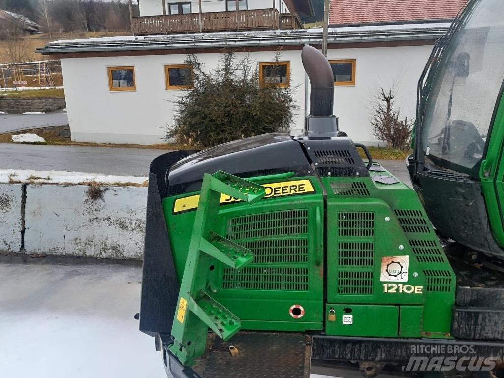 John Deere 1210 E フォワーダー