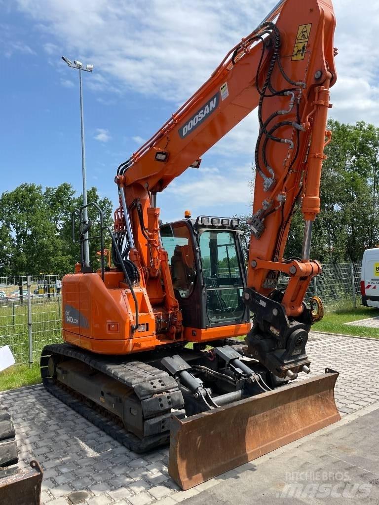 Doosan DX 140 LCR-3 大型油圧ショベル12t以上（パワーショベル・ユンボ）