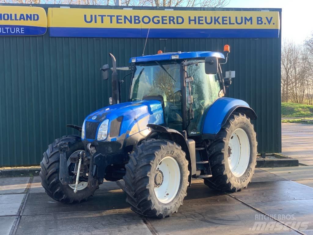 New Holland TS 125 A トラクター