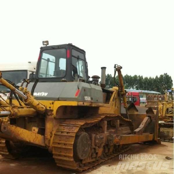 Komatsu d155a-3 ブルドーザー