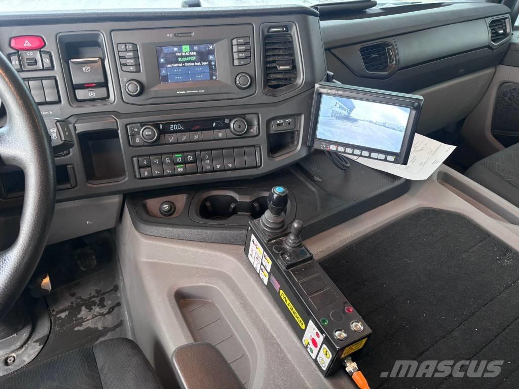 Scania P 360 アームロール