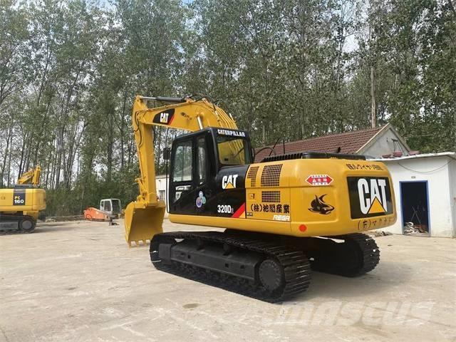 CAT 320D2 大型油圧ショベル12t以上（パワーショベル・ユンボ）