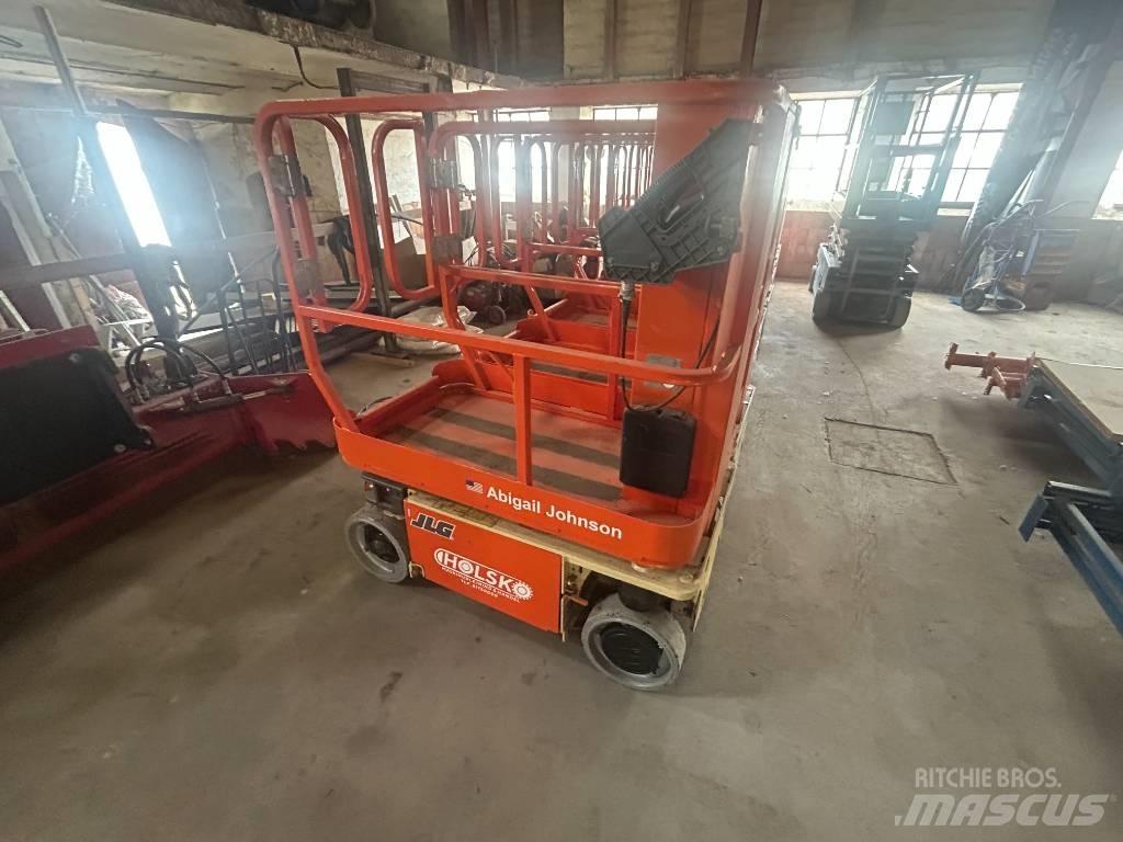 JLG 1230 ES 垂直昇降型リフト