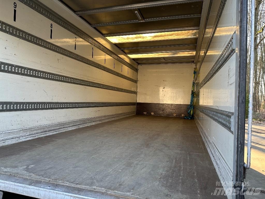DAF LF 12.220 ボックスボディー、ウイング、箱車