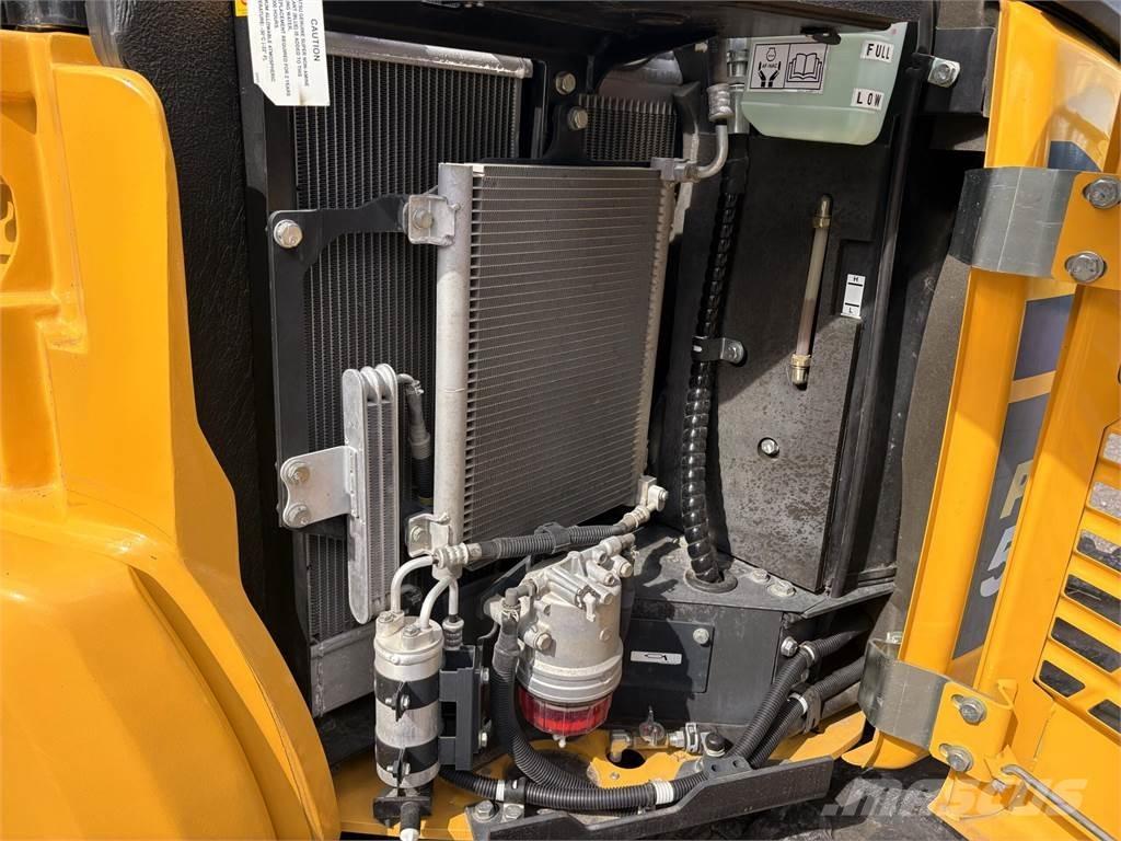 Komatsu PC55 MR-5 ミニ油圧ショベル 7t以下（ミニユンボ・ミニディガー）