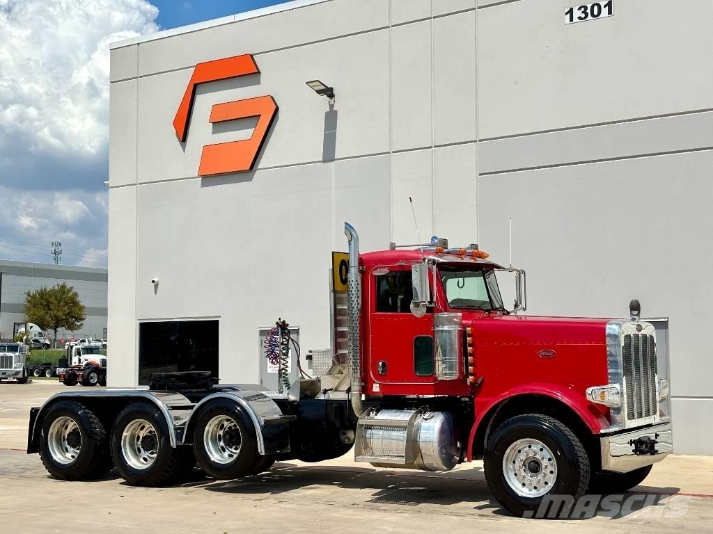 Peterbilt 388 中古トラクターヘッド | トレーラーヘッド