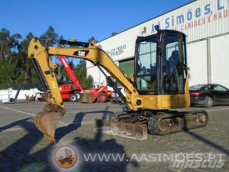 CAT 303.5 E CR ミニ油圧ショベル 7t以下（ミニユンボ・ミニディガー）