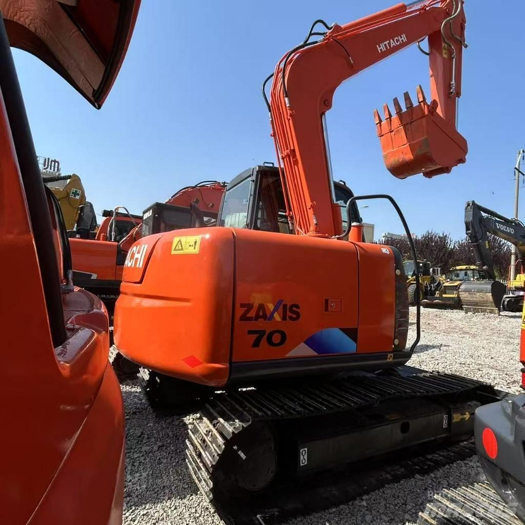 Hitachi ZX 70 大型油圧ショベル12t以上（パワーショベル・ユンボ）