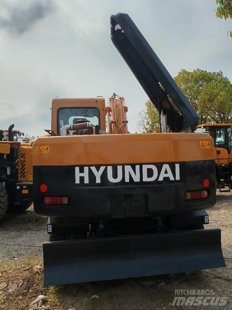 Hyundai R150W ホイール式油圧ショベル（パワーショベル・ユンボ・バックホー）