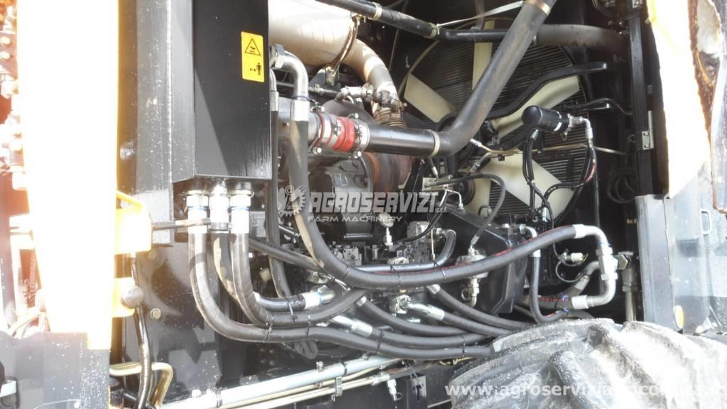 New Holland FR 9060 自走式フォレージハーベスター