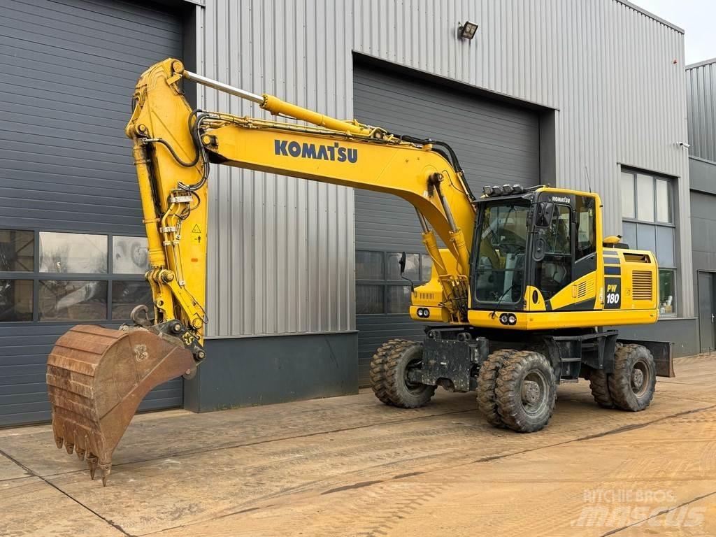Komatsu PW180-11 ホイール式油圧ショベル（パワーショベル・ユンボ・バックホー）