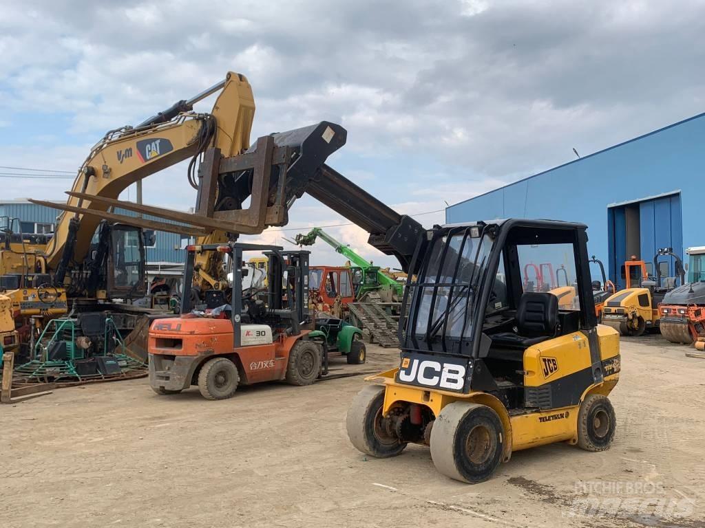 JCB TLT 30 D テレスコーピックハンドラー