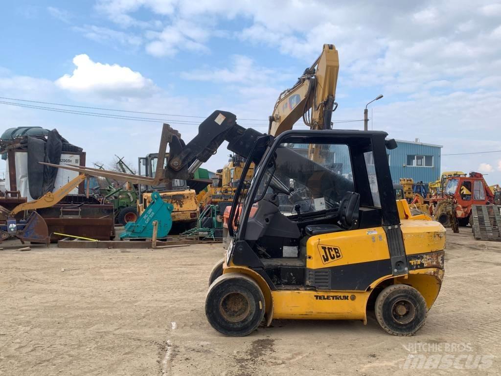 JCB TLT 30 D テレスコーピックハンドラー