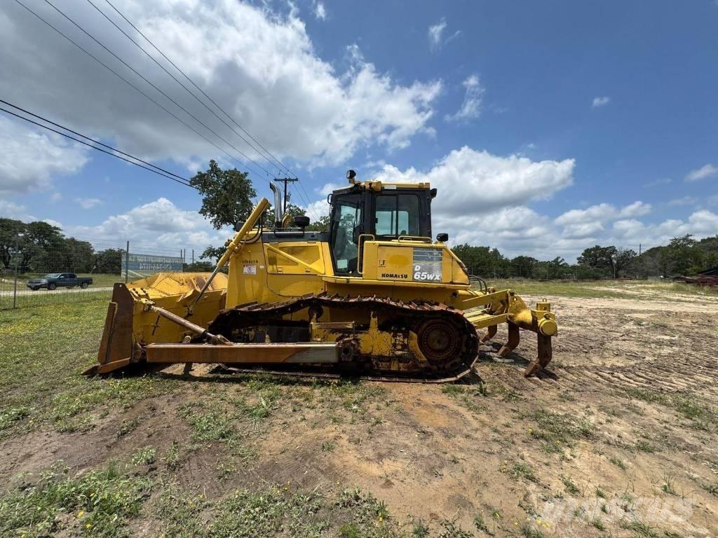 Komatsu D65WX-17 ブルドーザー