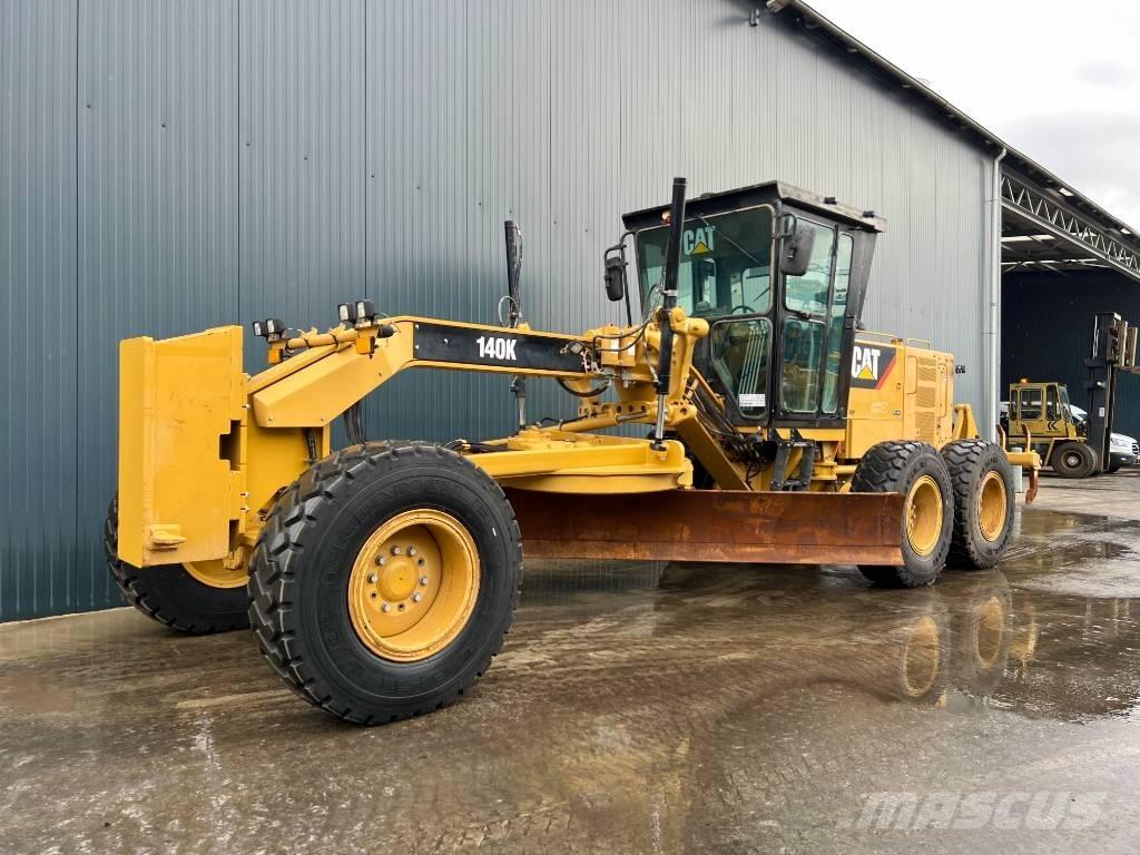 CAT 140K モーターグレーダー