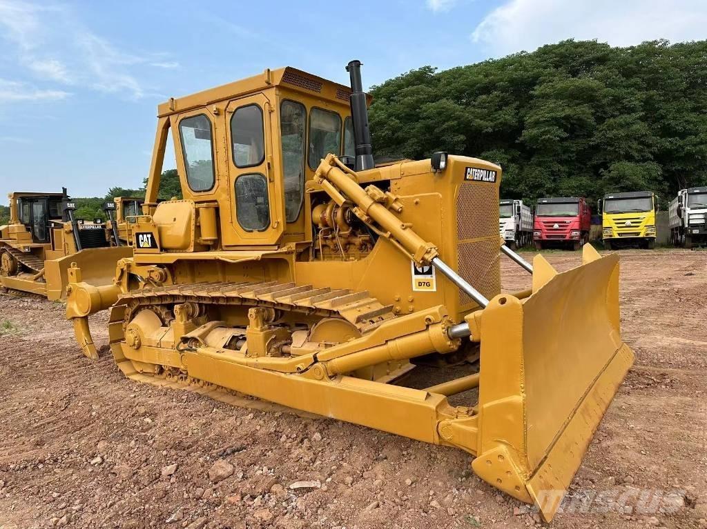 CAT D7G ブルドーザー