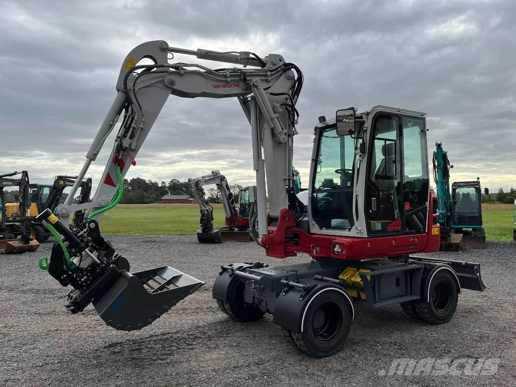 Takeuchi TB 370 W ホイール式油圧ショベル（パワーショベル・ユンボ・バックホー）