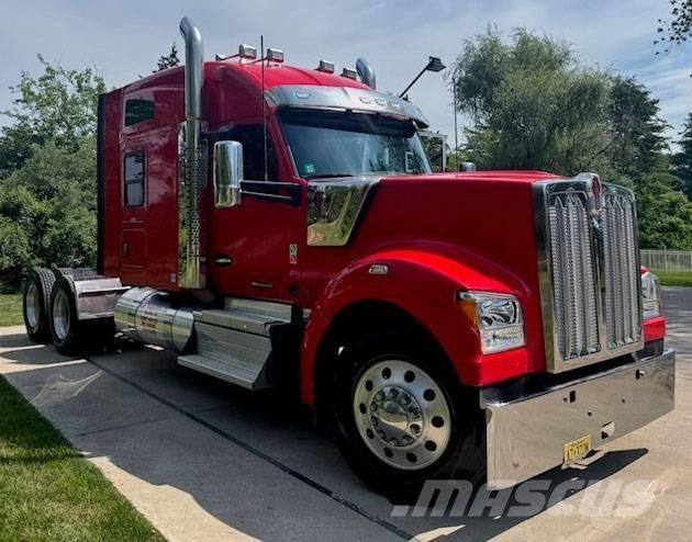 Kenworth W 990 中古トラクターヘッド | トレーラーヘッド