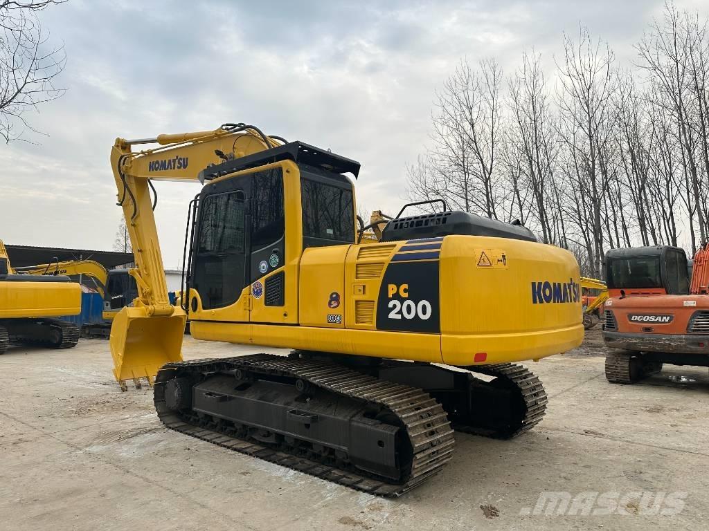Komatsu pc200-8 大型油圧ショベル12t以上（パワーショベル・ユンボ）
