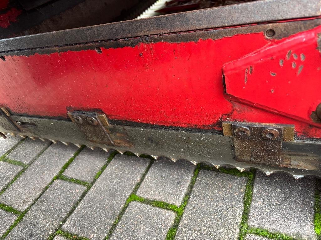 Trioliet TU 195 ベールシュレッダー、カッター、アンローラー