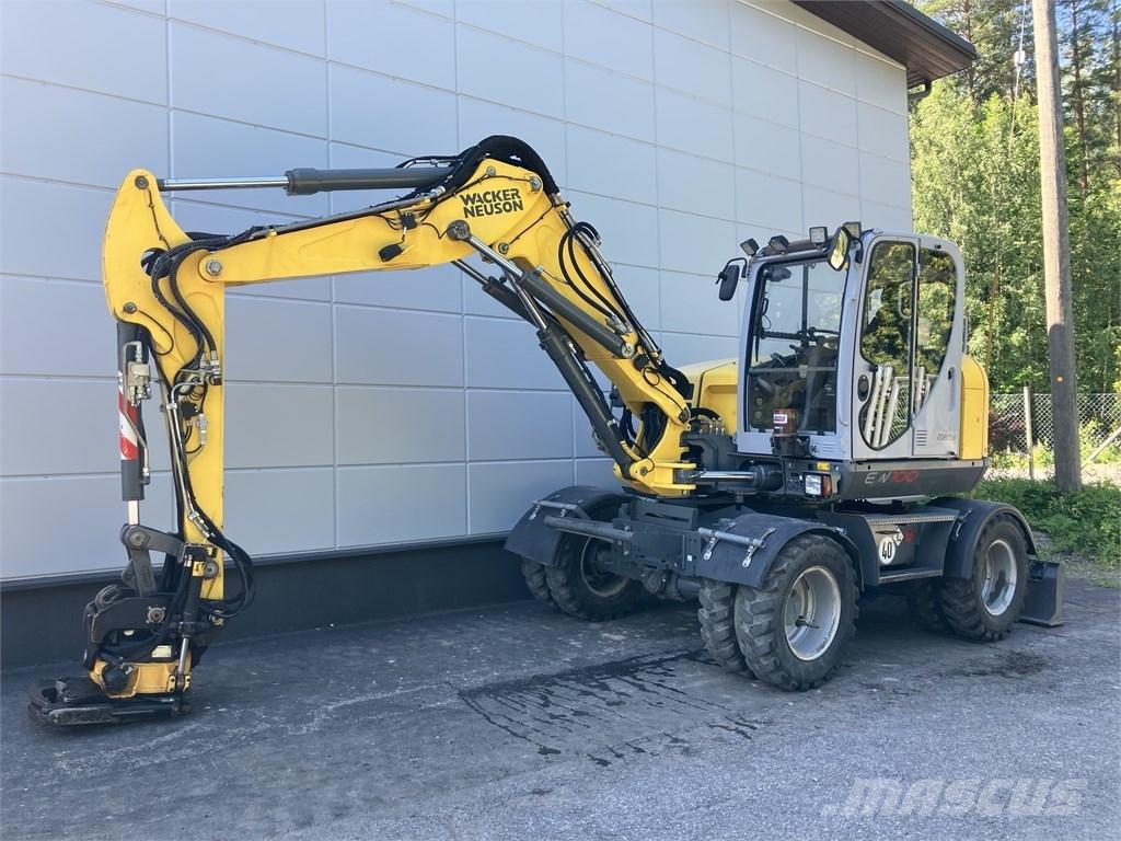 Wacker Neuson EW 100 ホイール式油圧ショベル（パワーショベル・ユンボ・バックホー）