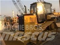 CAT D5N ブルドーザー