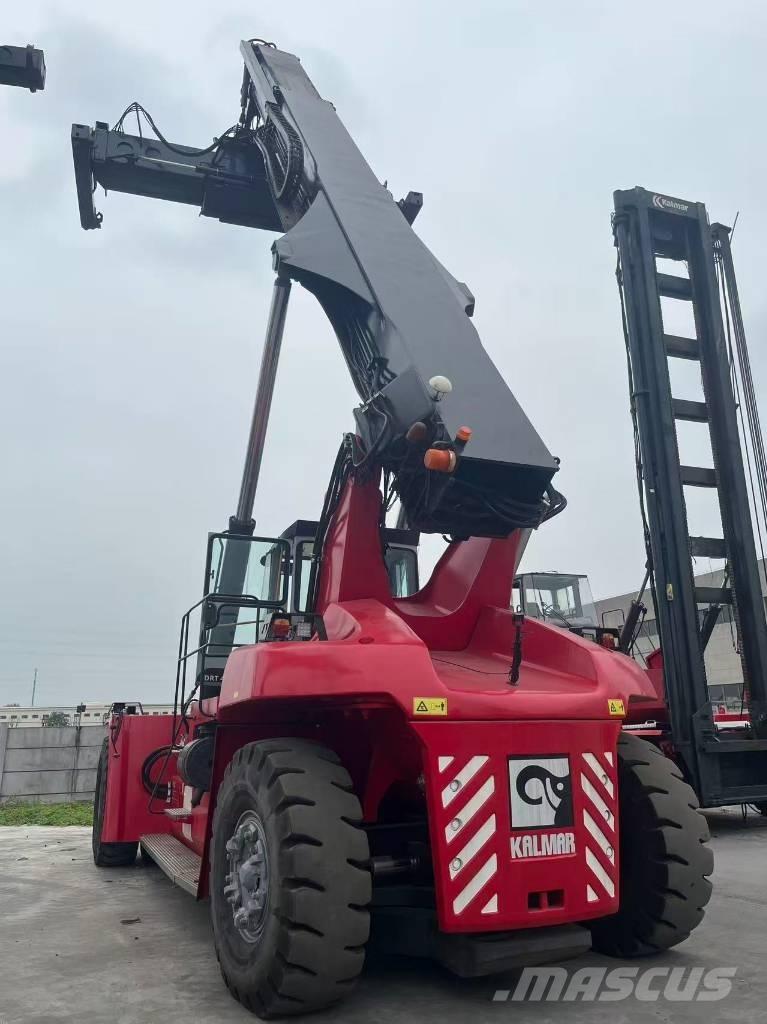 Kalmar DRF 450-60 S5 リーチスタッカー