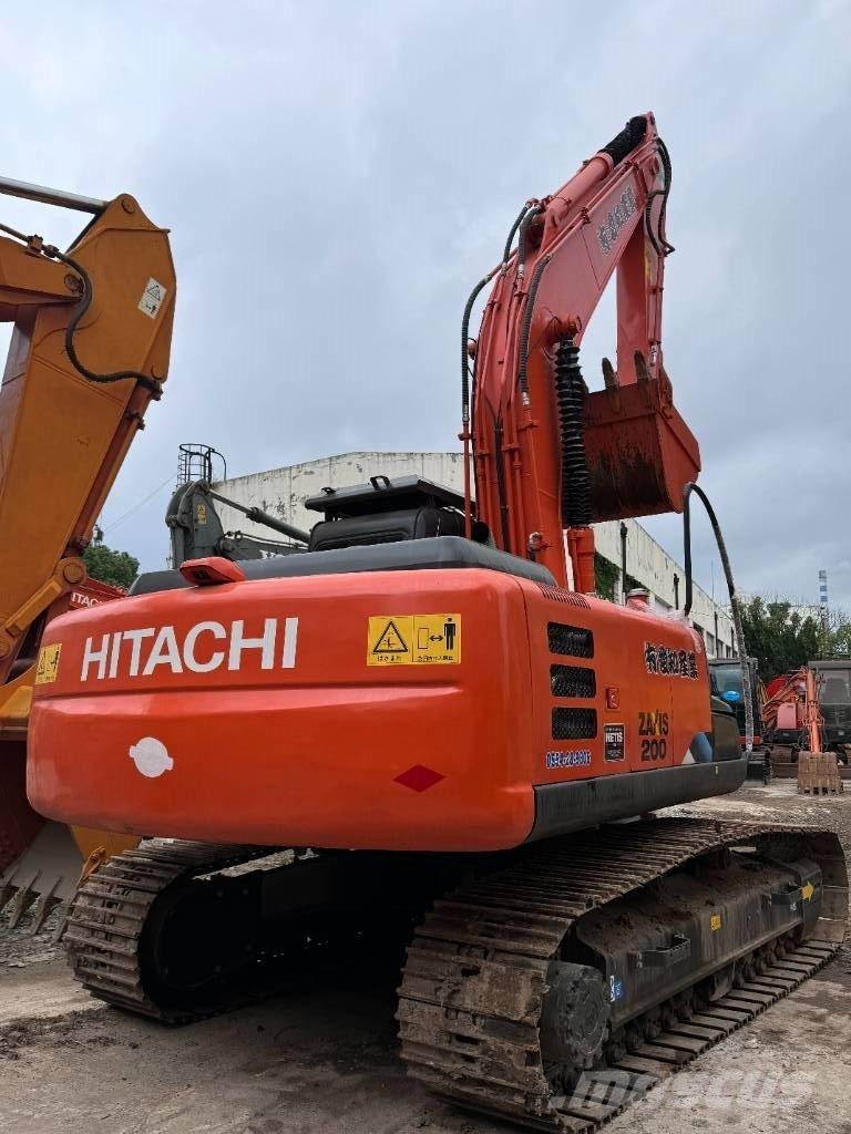 Hitachi ZX 200 大型油圧ショベル12t以上（パワーショベル・ユンボ）