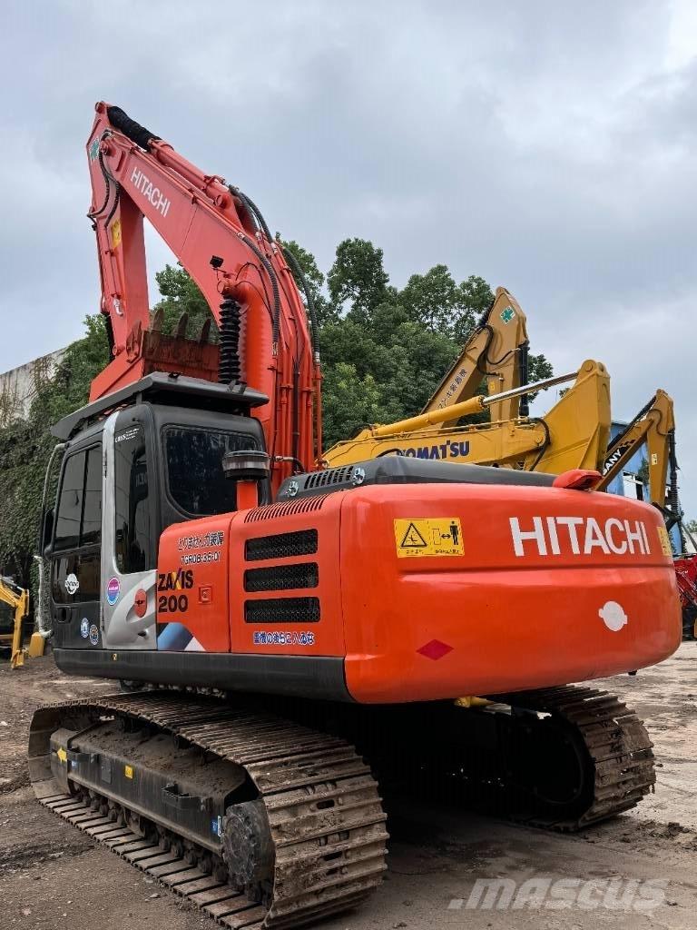 Hitachi ZX 200 大型油圧ショベル12t以上（パワーショベル・ユンボ）