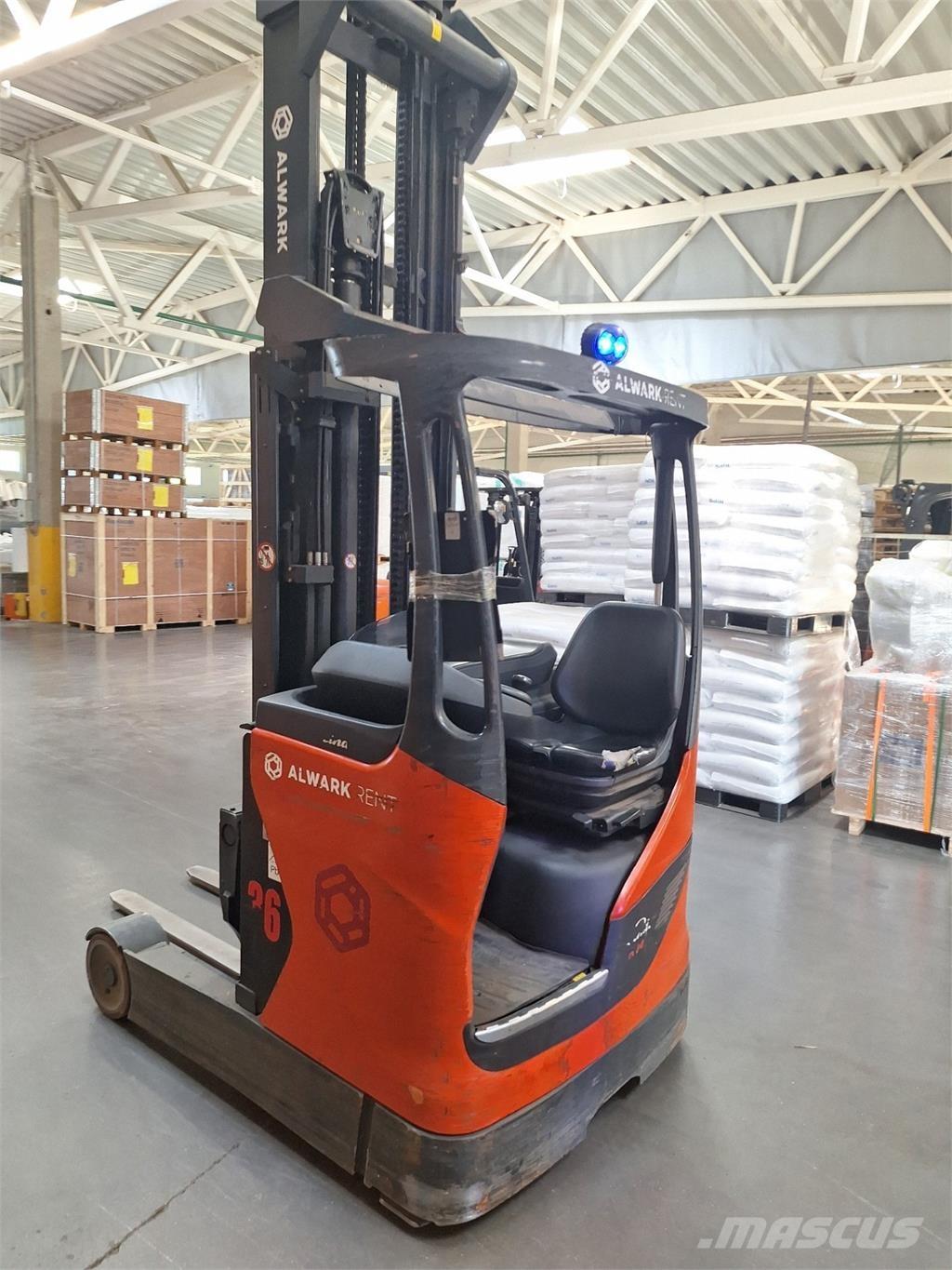 Linde R14 自走式スタッカー