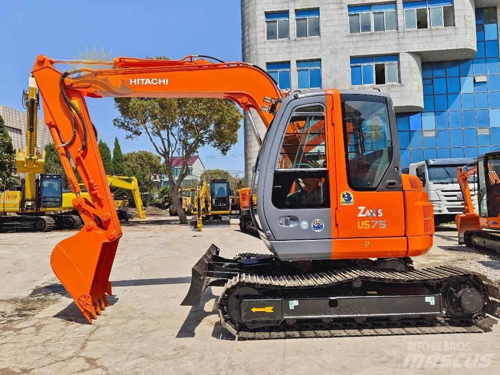 Hitachi ZX 75 中型油圧ショベル 7ｔ-12ｔ（ユンボ・パワーショベル・バックホー）