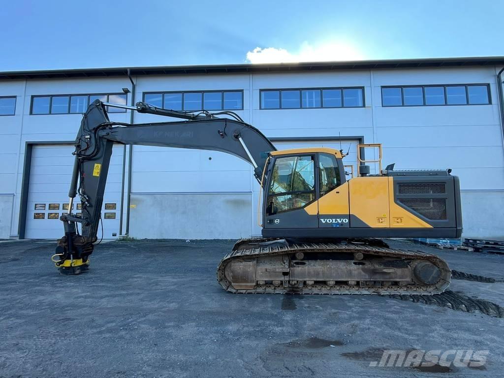 Volvo EC 250 E 大型油圧ショベル12t以上（パワーショベル・ユンボ）