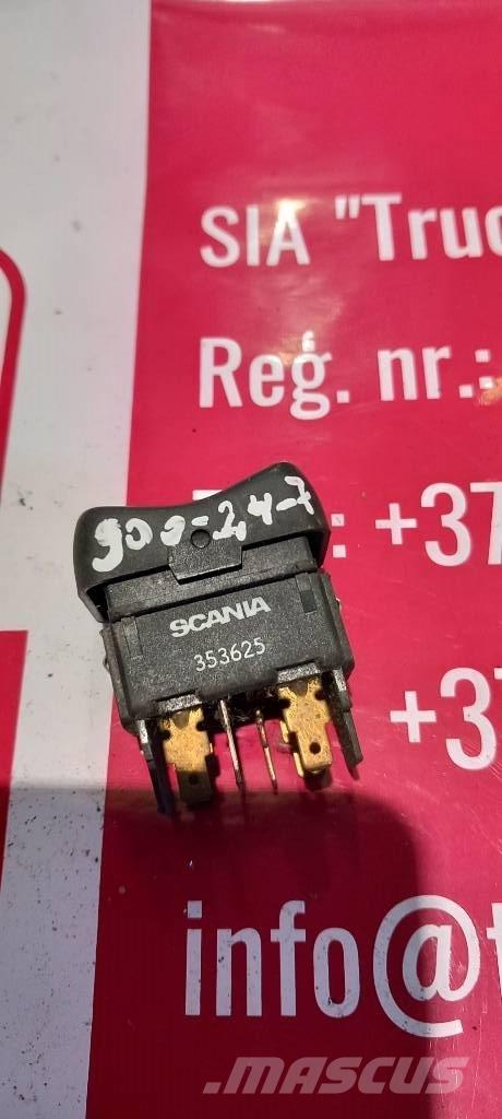 Scania R 420.   353625 キャビン及び内装