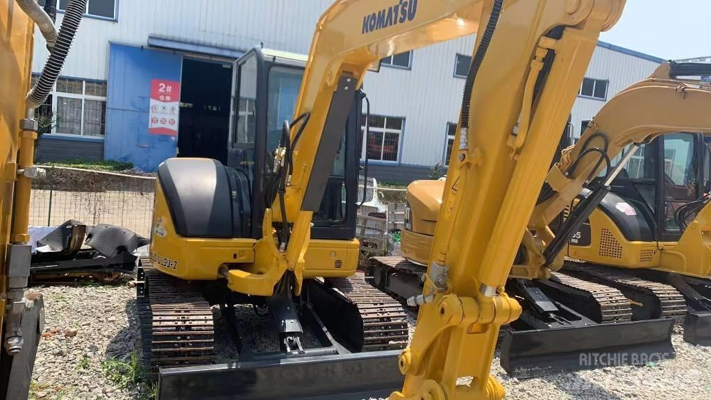 Komatsu PC 40 MR 大型油圧ショベル12t以上（パワーショベル・ユンボ）