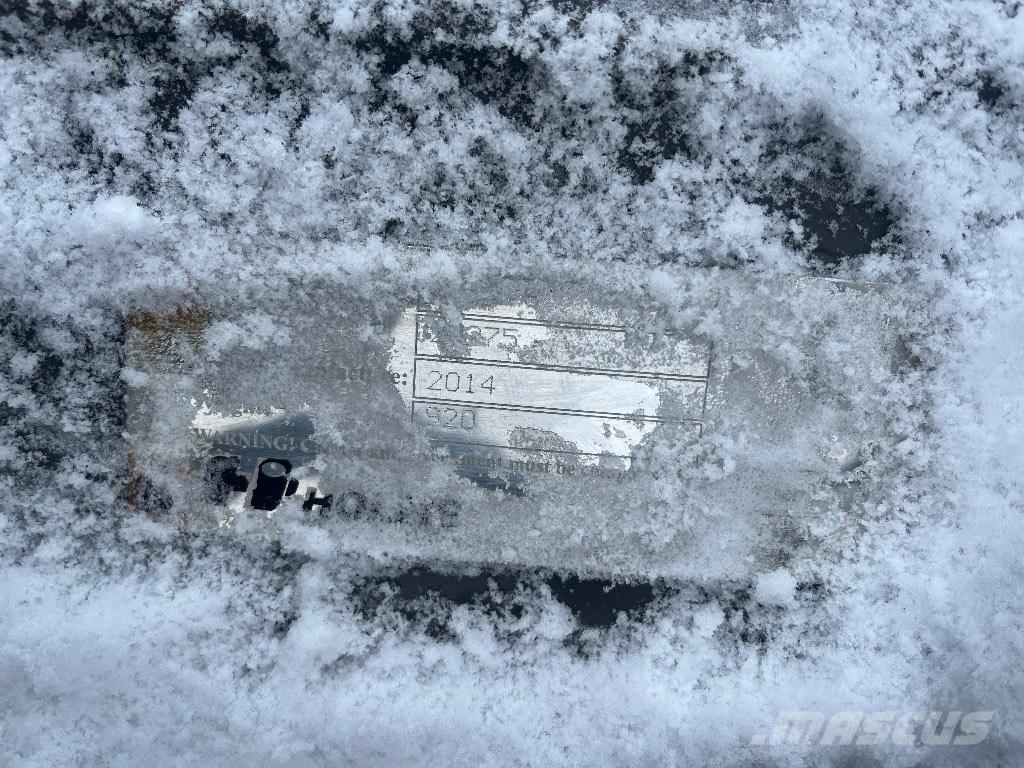 Holms PV-280 vikplog スノーグルーマー