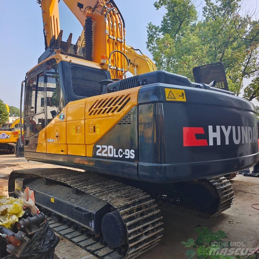 Hyundai 220lc-9s 大型油圧ショベル12t以上（パワーショベル・ユンボ）