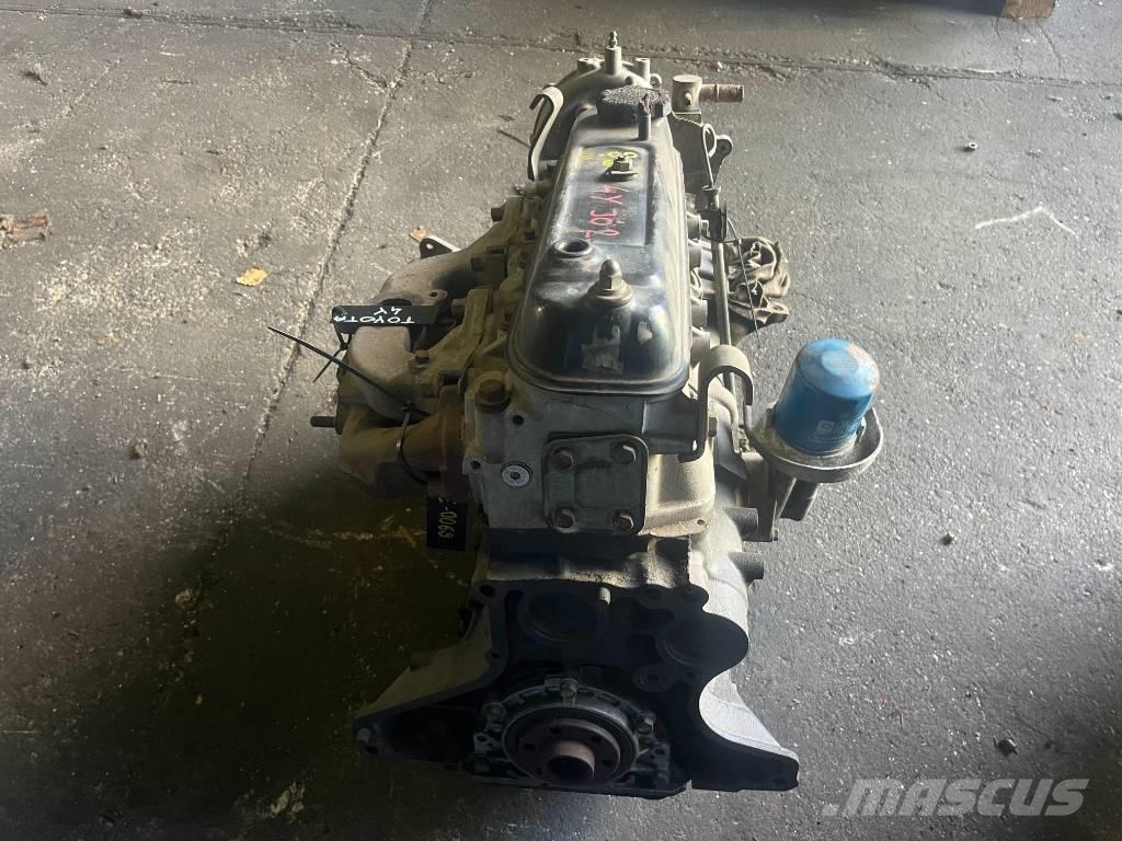 Toyota 4Y E-0116 エンジン