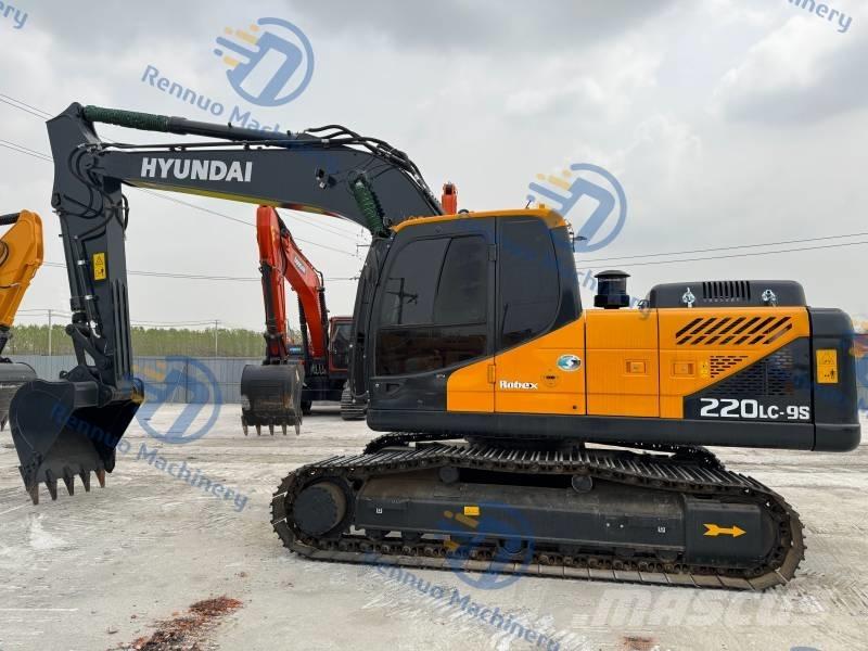 Hyundai R220LC-9S 大型油圧ショベル12t以上（パワーショベル・ユンボ）
