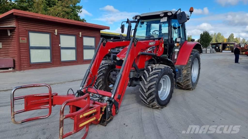 Massey Ferguson 5710 トラクター