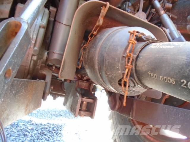 Kubota L 6060 HST トラクター