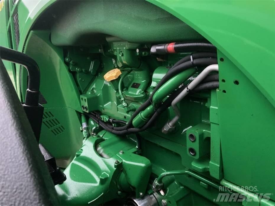 John Deere 8370 R トラクター