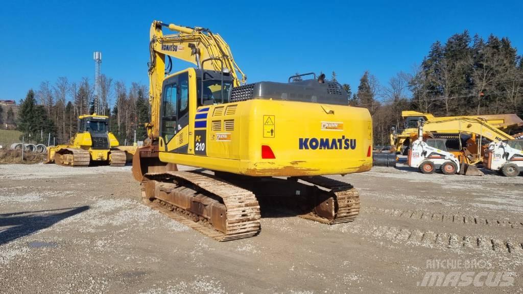 Komatsu PC 210 LC-11 大型油圧ショベル12t以上（パワーショベル・ユンボ）