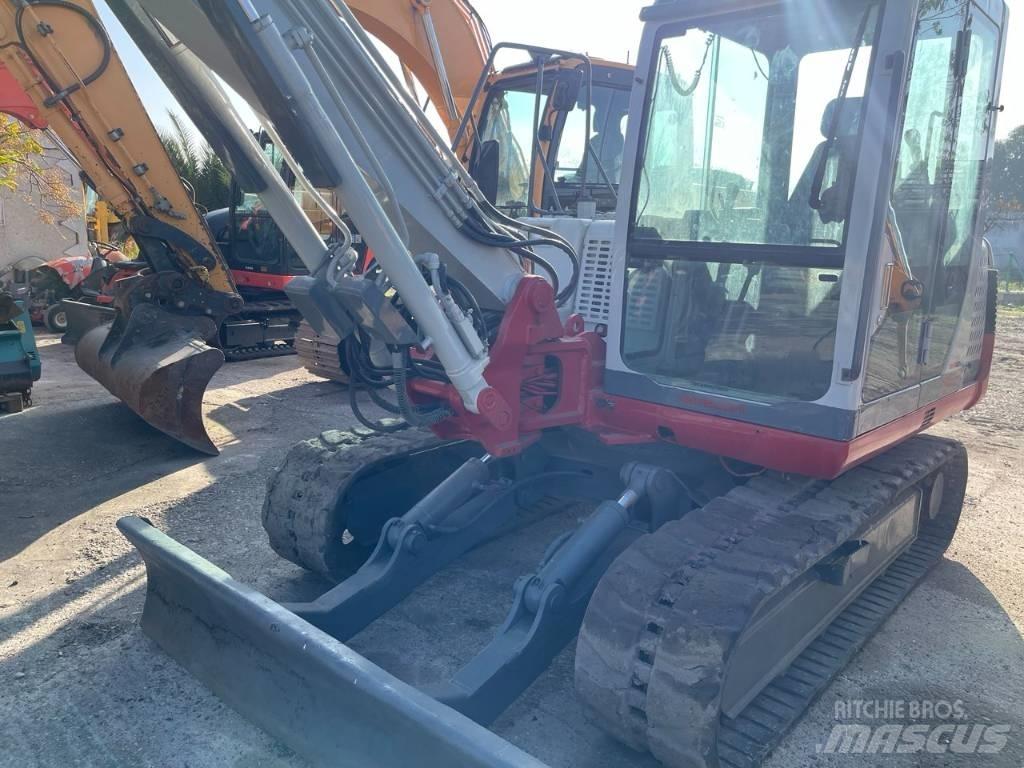 Takeuchi TB 175 中型油圧ショベル 7ｔ-12ｔ（ユンボ・パワーショベル・バックホー）